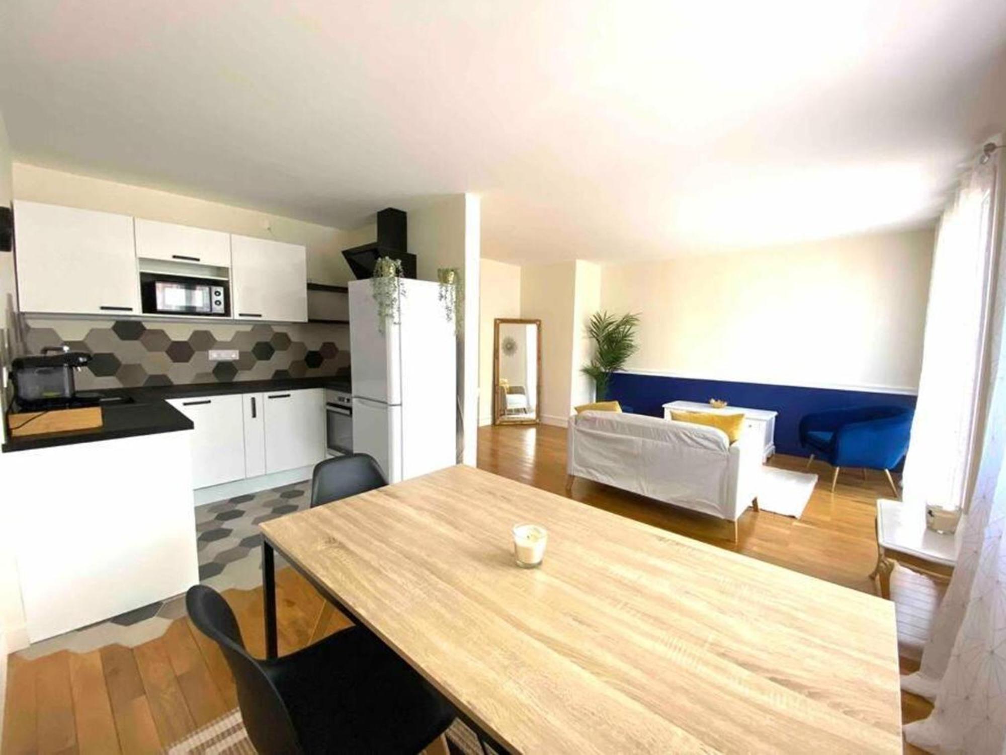 * Superbe Appartement A Versailles * Екстериор снимка